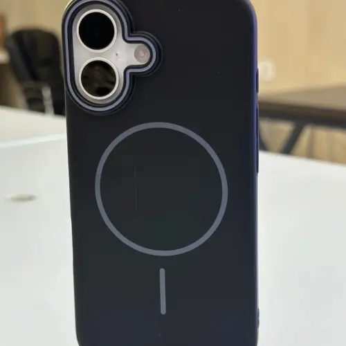 Alternative view of iPhone 16 Slim Case (Black)